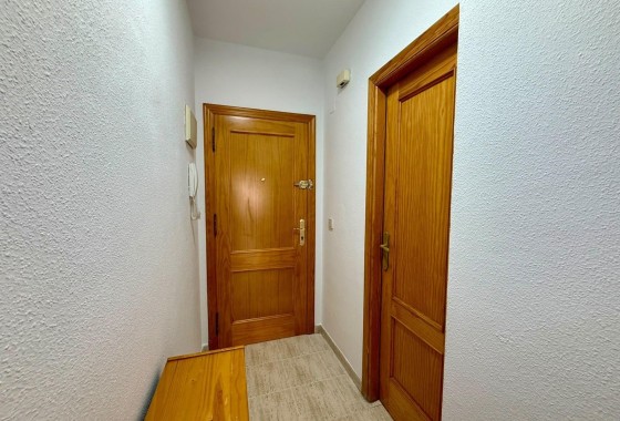 Herverkoop - Appartement / Flat -
Torrevieja - Playa de los Locos