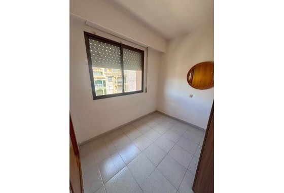 Herverkoop - Appartement / Flat -
Torrevieja - Parque de las Naciones