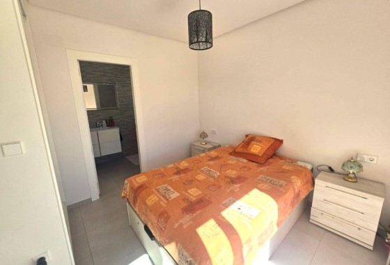 Herverkoop - Appartement / Flat -
Torrevieja - Aguas Nuevas