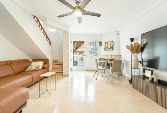 Herverkoop - Appartement / Flat -
Torrevieja - Playa de los Naufragos