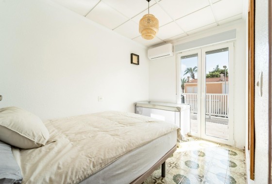Herverkoop - Appartement / Flat -
Torrevieja - Playa de los Naufragos