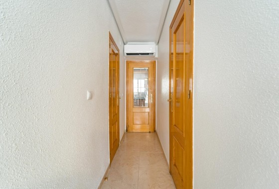 Herverkoop - Appartement / Flat -
Torrevieja - Playa de los Naufragos