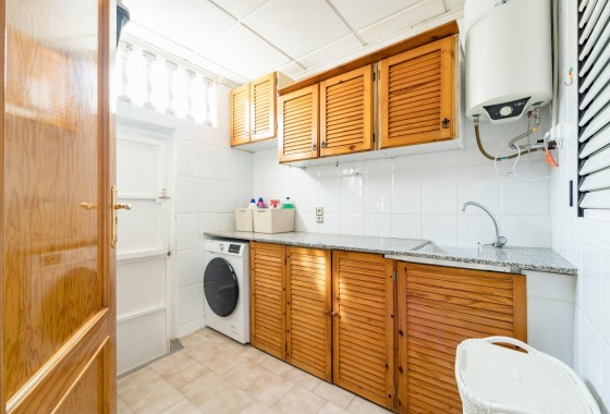 Herverkoop - Appartement / Flat -
Torrevieja - Playa de los Naufragos