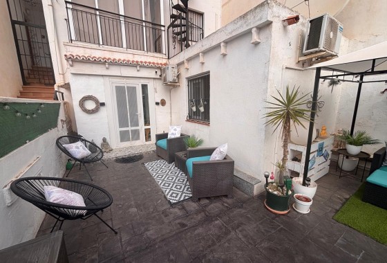 Herverkoop - Appartement / Flat -
El Chaparral - Urbanización El Chaparral