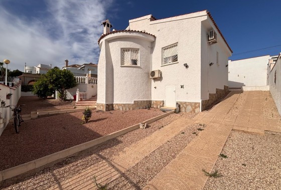 Herverkoop - Vrijstaande Villa -
Ciudad Quesada - Rojales - Urbanización Ciudad Quesada