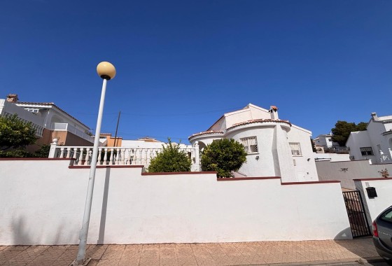 Herverkoop - Vrijstaande Villa -
Ciudad Quesada - Rojales - Urbanización Ciudad Quesada