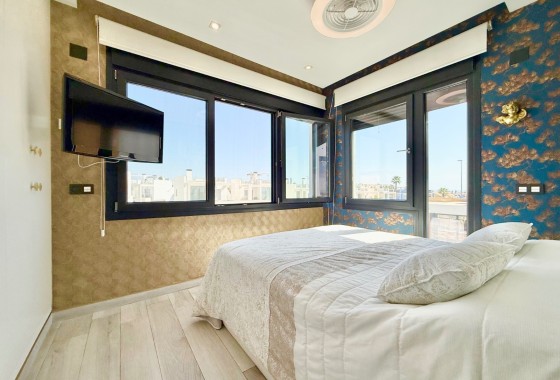 Herverkoop - Vrijstaande Villa -
Orihuela Costa - Cabo Roig