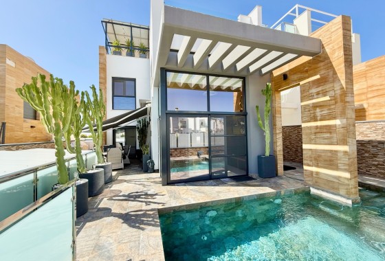 Herverkoop - Vrijstaande Villa -
Orihuela Costa - Cabo Roig