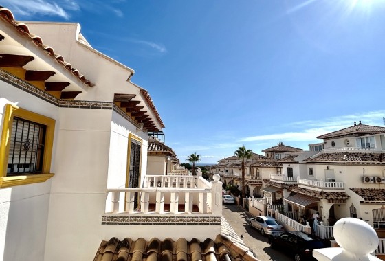 Herverkoop - Rijhuis -
Cabo Roig
