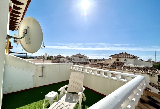 Herverkoop - Rijhuis -
Cabo Roig