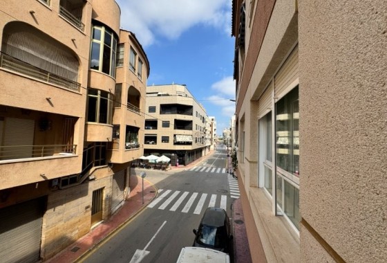 Sprzedaż - Apartament / Mieszkanie -
La Mata