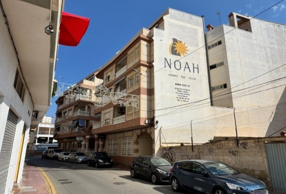 Sprzedaż - Apartament / Mieszkanie -
La Mata