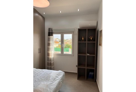 Herverkoop - Appartement / Flat -
Los Almendros (Orihuela-Costa) - La Florida