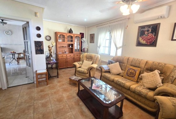 Herverkoop - Vrijstaande Villa -
Torrevieja - Los Balcones