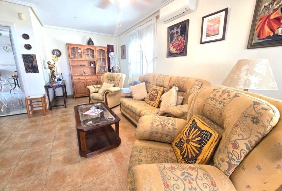 Herverkoop - Vrijstaande Villa -
Torrevieja - Los Balcones