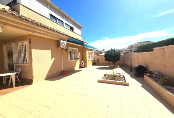 Herverkoop - Vrijstaande Villa -
Torrevieja - Los Balcones