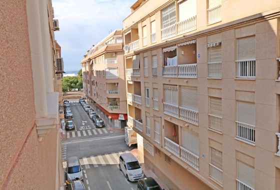 Herverkoop - Appartement / Flat -
Torrevieja - Acequion
