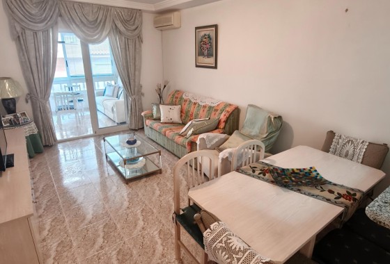 Herverkoop - Appartement / Flat -
Torrevieja - Playa del Cura