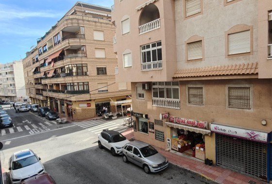 Herverkoop - Appartement / Flat -
Torrevieja - Playa del Cura