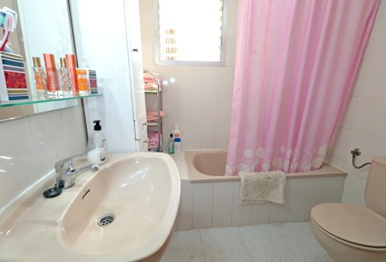 Herverkoop - Appartement / Flat -
Torrevieja - Acequion