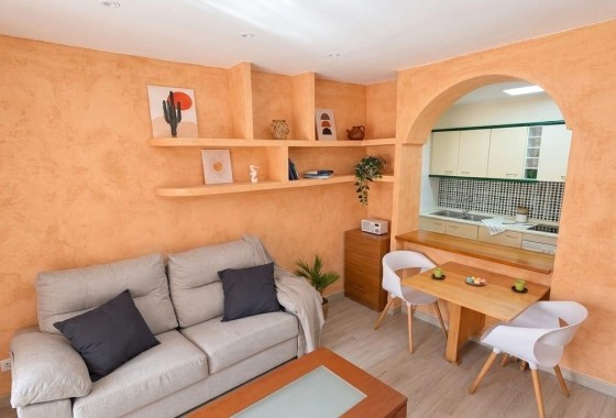 Herverkoop - Appartement / Flat -
Torrevieja - Playa de los Locos