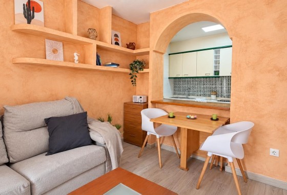 Herverkoop - Appartement / Flat -
Torrevieja - Playa de los Locos