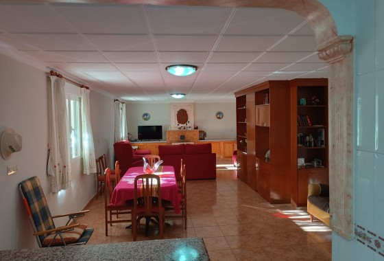 Revente - Villa Individuelle -
Yecla