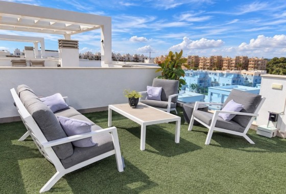 Sprzedaż - Apartament / Mieszkanie -
El Raso