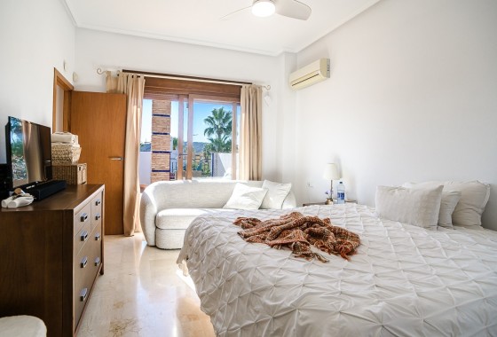 Venta - Adosado -
Algorfa