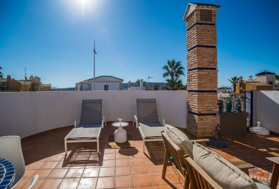 Venta - Adosado -
Algorfa