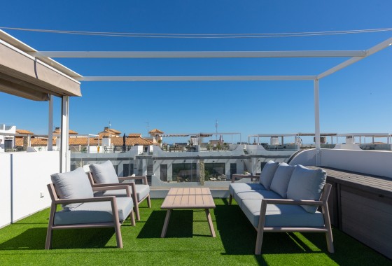 Venta - Apartamento / Piso -
Orihuela Costa - Punta Prima