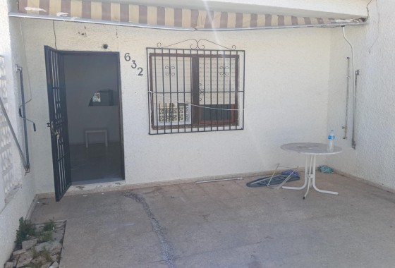 Resale - Townhouse -
Torrevieja - Torretas