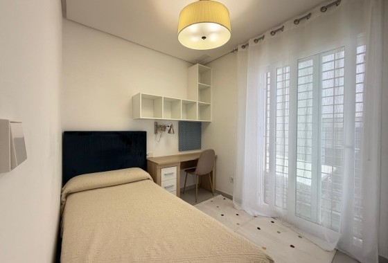 Resale - Townhouse -
Torrevieja - Aguas Nuevas