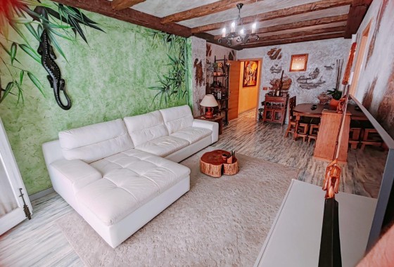 Herverkoop - Appartement / Flat -
Torrevieja - Acequion