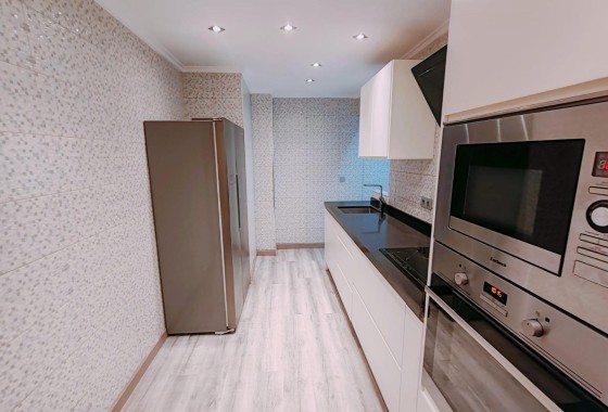 Herverkoop - Appartement / Flat -
Torrevieja - Acequion