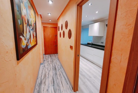Herverkoop - Appartement / Flat -
Torrevieja - Acequion
