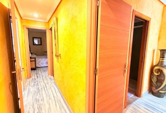 Herverkoop - Appartement / Flat -
Torrevieja - Acequion