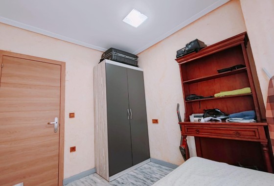 Herverkoop - Appartement / Flat -
Torrevieja - Acequion
