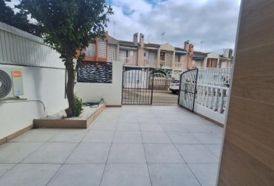 Resale - Apartment / Flat -
Lo Pagan - Villananitos