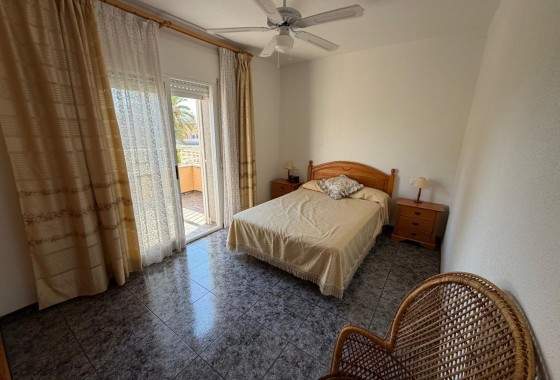Venta - Chalet Independiente -
Santiago de La Ribera - San blas