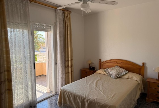 Venta - Chalet Independiente -
Santiago de La Ribera - San blas