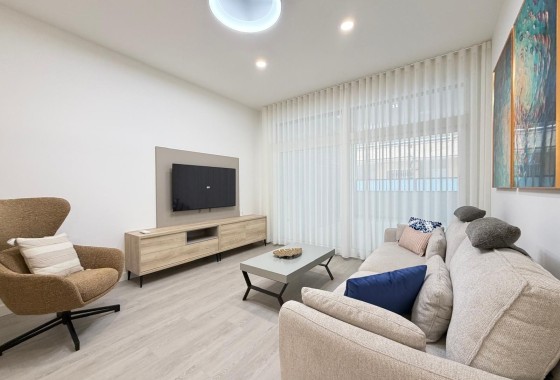 Venta - Apartamento / Piso -
Torrevieja - Playa del Cura