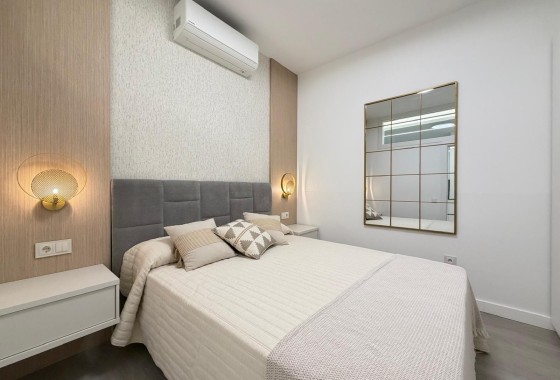 Venta - Apartamento / Piso -
Torrevieja - Playa del Cura