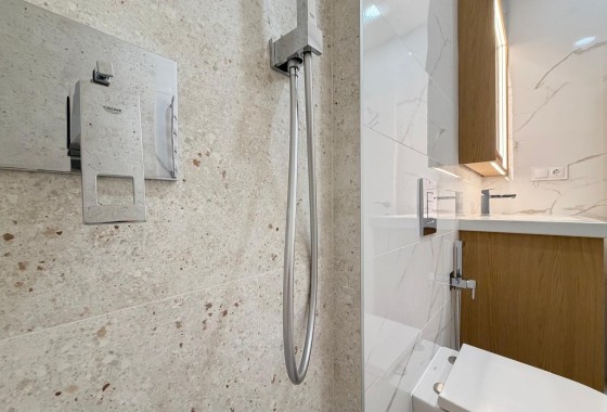 Venta - Apartamento / Piso -
Torrevieja - Playa del Cura