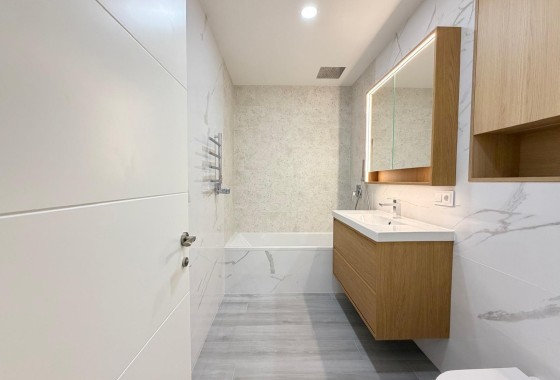 Venta - Apartamento / Piso -
Torrevieja - Playa del Cura