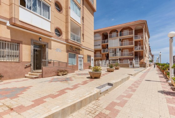 Resale - Apartment / Flat -
Torrevieja - La Mata