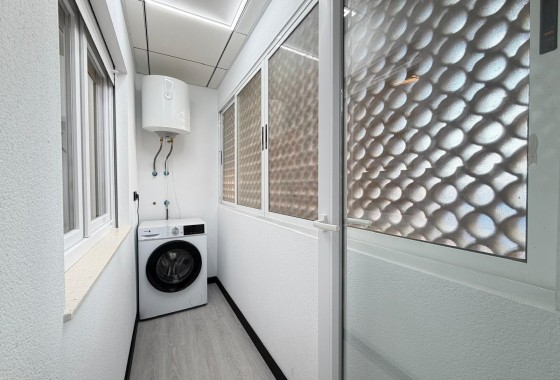 Herverkoop - Appartement / Flat -
Torrevieja - Playa del Cura