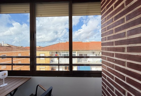 Herverkoop - Appartement / Flat -
Torrevieja - Playa del Cura