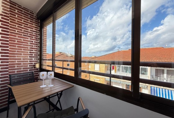 Herverkoop - Appartement / Flat -
Torrevieja - Playa del Cura