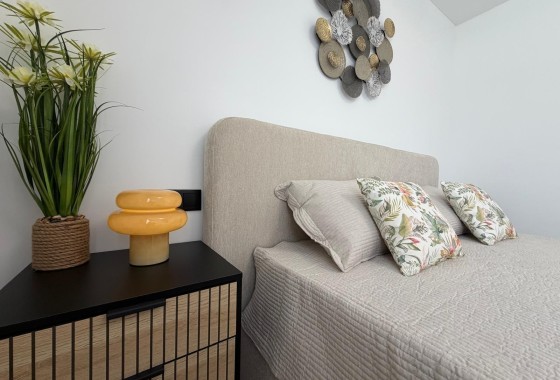 Herverkoop - Appartement / Flat -
Torrevieja - Playa del Cura